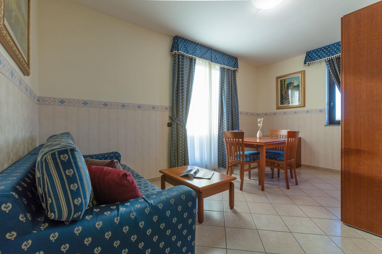 Hotel Traiano Civitavecchia Kültér fotó